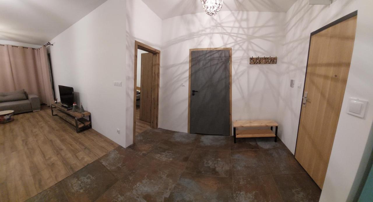 Buko Apartamenty 乌涅尤夫 外观 照片